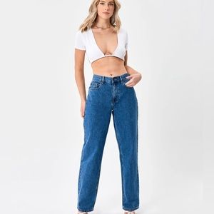 NWT Backless Tie Through Short Sleeve Crop Top